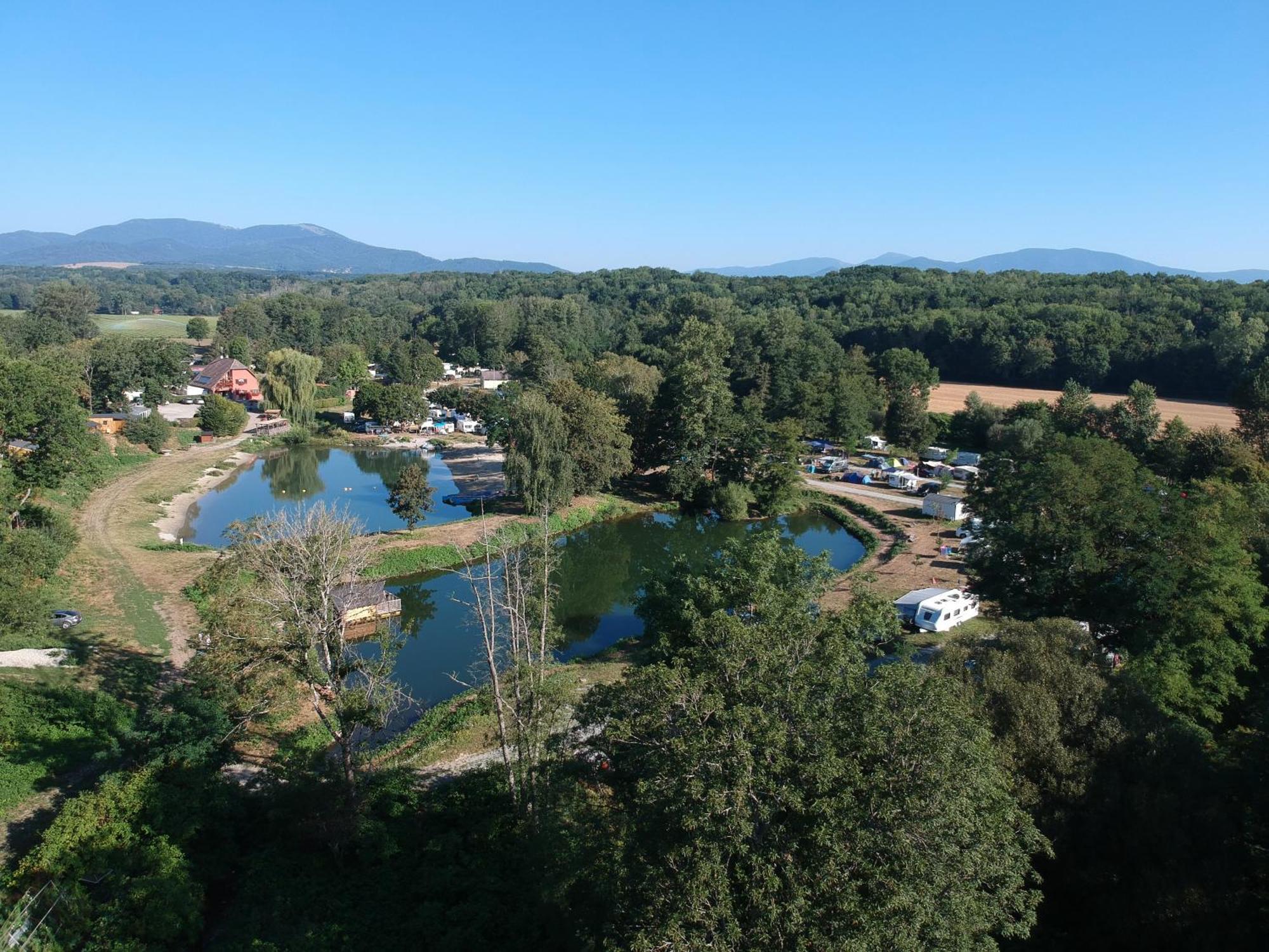 Camping Alsace Les Castors Burnhaupt-le-Haut Exteriör bild